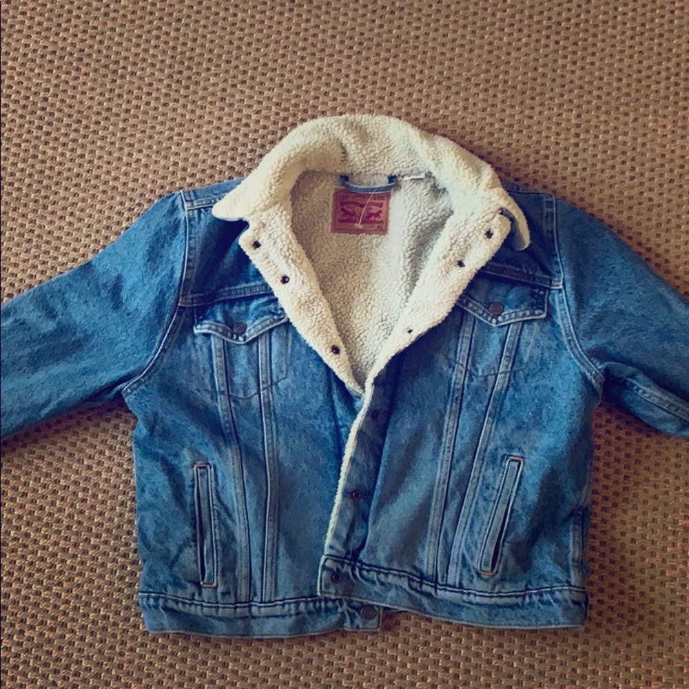 NWOT Levi’s Jean Sherpa Jacket
